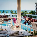 Premier Fort Beach Hotel 4*