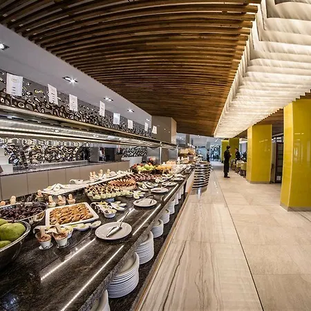 Premier Fort Beach Hotel 4*