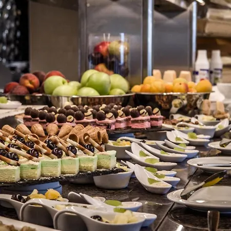 Resort Premier Fort Beach Hotel