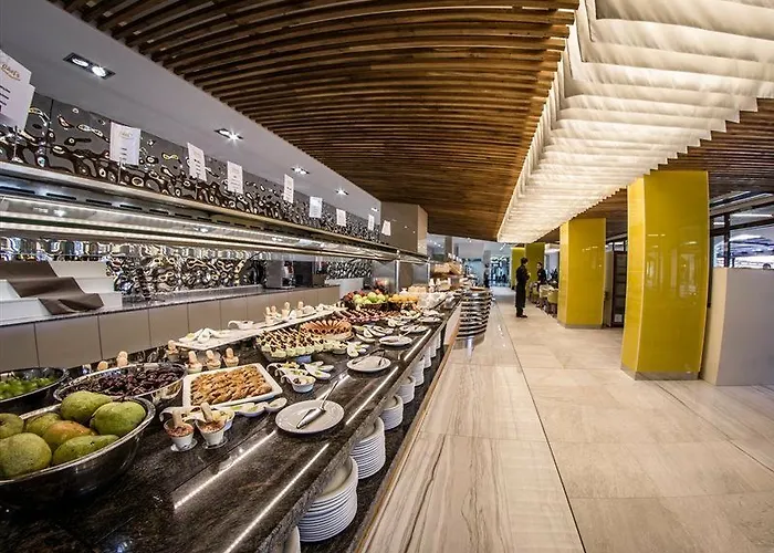 普瑞米尔堡海滩酒店 4*