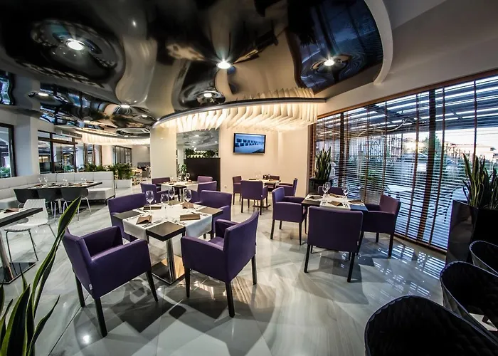 普瑞米尔堡海滩酒店 度假村 圣弗拉斯